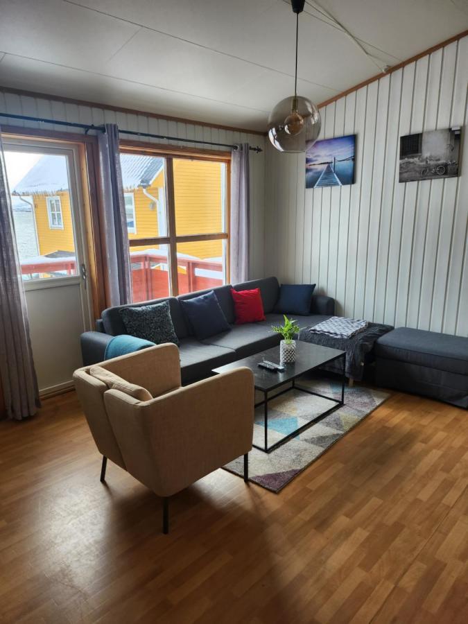 Apartment By The Lakeside Tromso Bagian luar foto