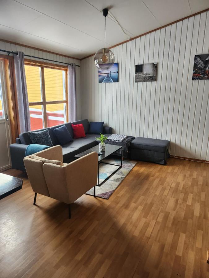 Apartment By The Lakeside Tromso Bagian luar foto