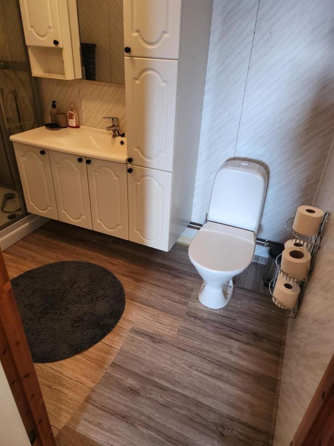 Apartment By The Lakeside Tromso Bagian luar foto