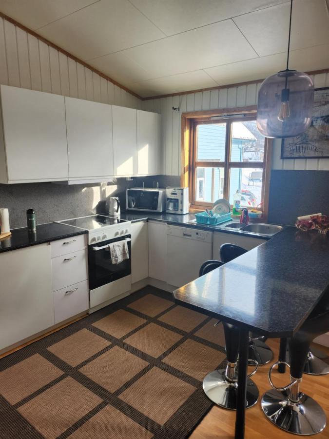 Apartment By The Lakeside Tromso Bagian luar foto